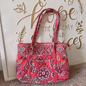 Vera Bradley Call me Coral small tote bag pink floral USED good condition